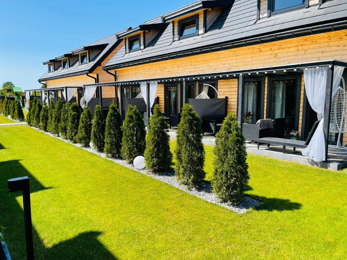 Luksusowe Domki Kalimera Jantar Ngoại thất bức ảnh